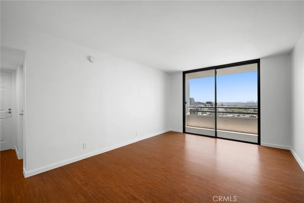 343 Pioneer Drive #1703 Glendale, CA 91203
