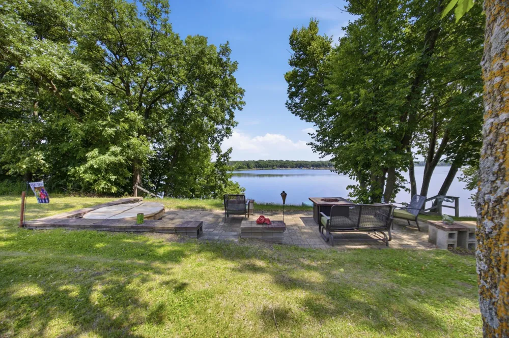 48658 Alder Drive Pelican Rapids, MN 56572