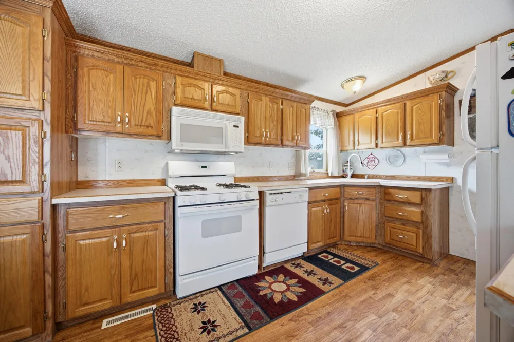 48658 Alder Drive Pelican Rapids, MN 56572