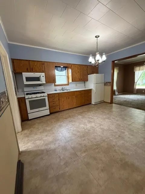 102 Grove Street Okabena, MN 56161