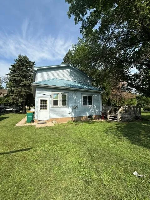 102 Grove Street Okabena, MN 56161