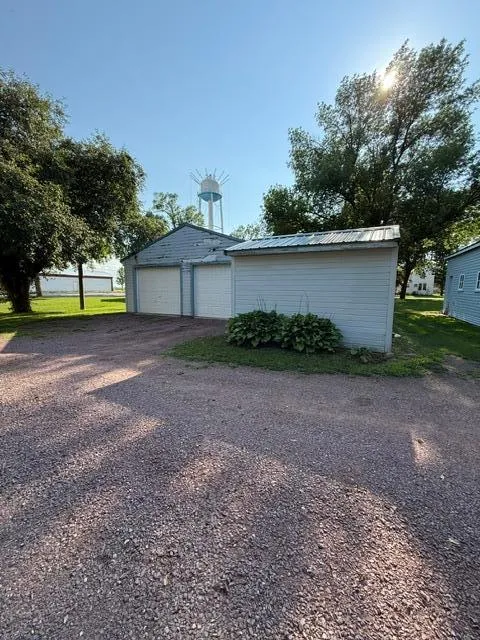 102 Grove Street Okabena, MN 56161