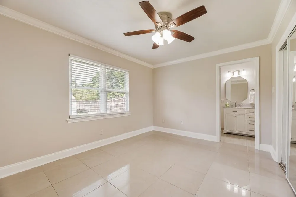 121 Dallas Drive Euless, TX 76039
