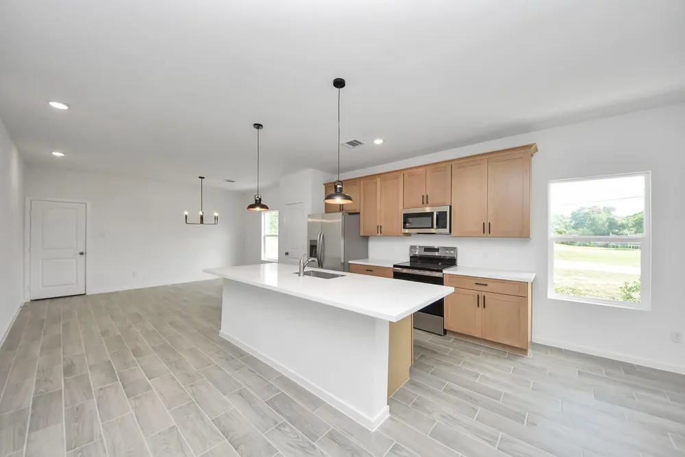 211 19th Street Hempstead, TX 77445