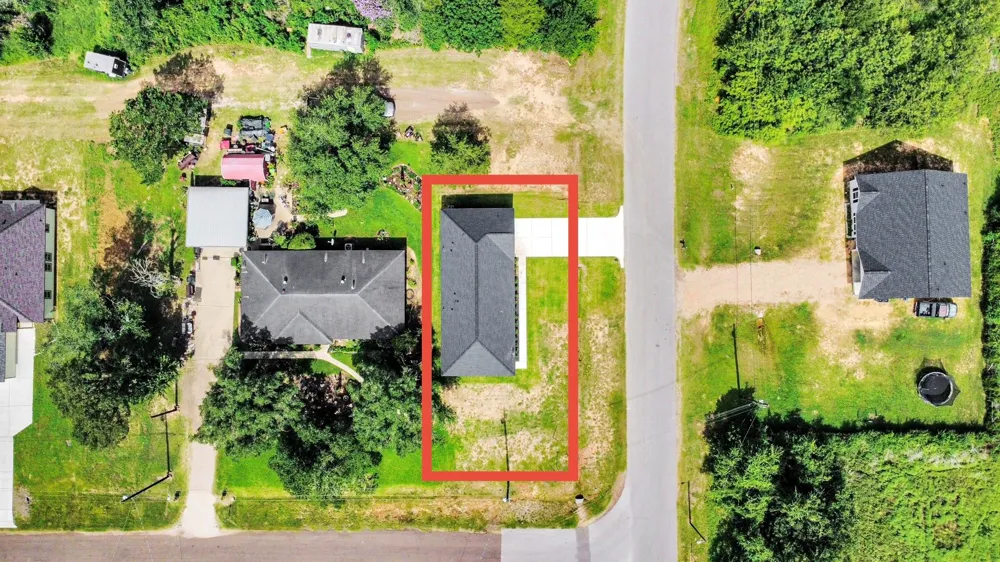 211 19th Street Hempstead, TX 77445
