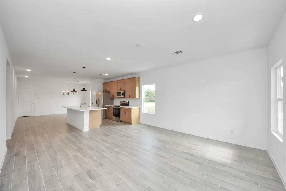 211 19th Street Hempstead, TX 77445