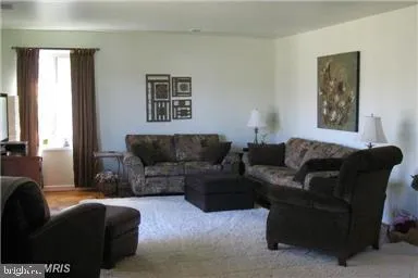 10087 WINDSTREAM DRIVE #4 Columbia, MD 21044