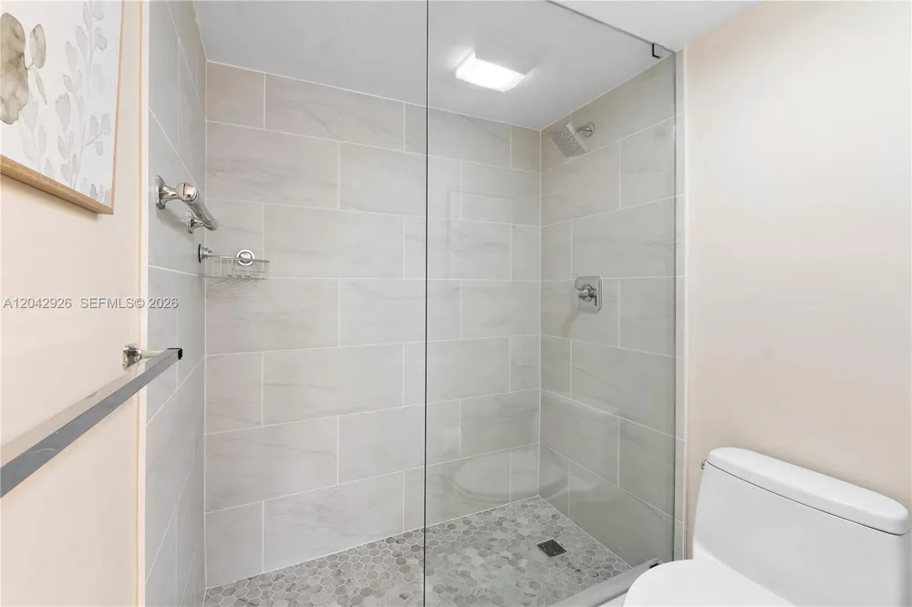 522 Oak Harbour Dr #522 Juno Beach, FL 33408