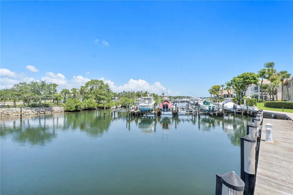 522 Oak Harbour Dr #522 Juno Beach, FL 33408
