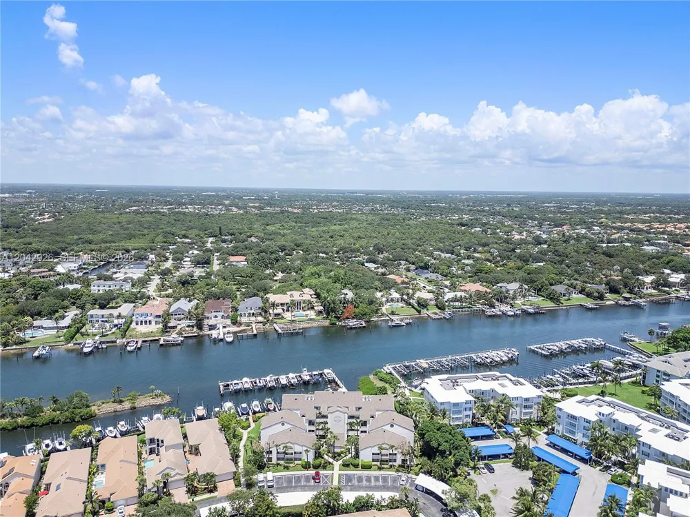 522 Oak Harbour Dr #522 Juno Beach, FL 33408