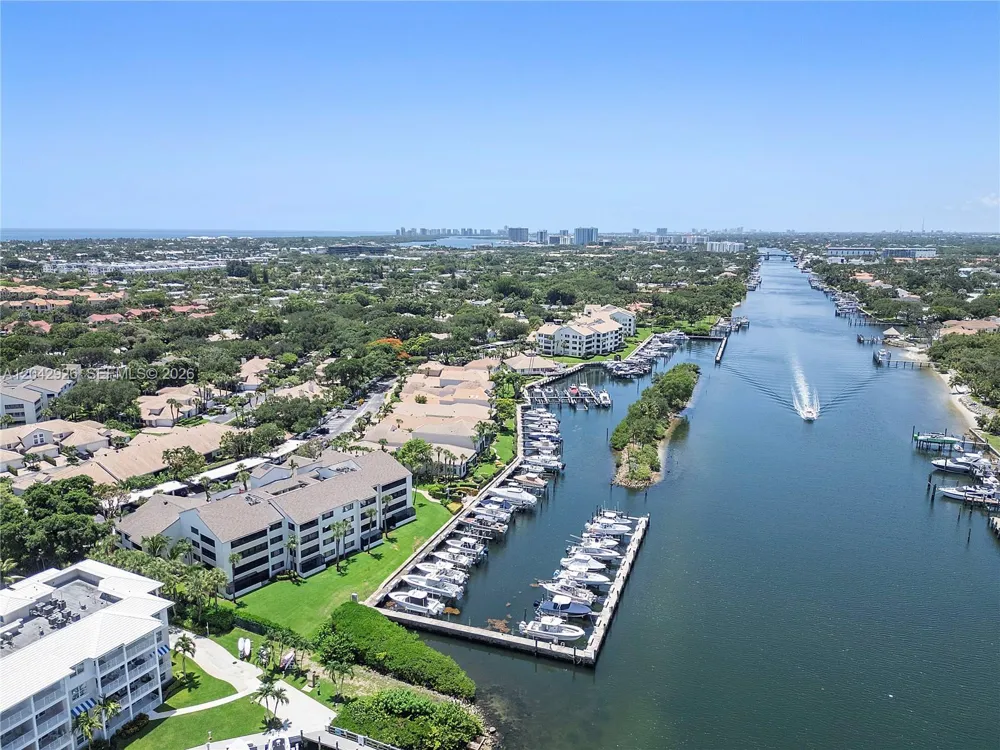 522 Oak Harbour Dr #522 Juno Beach, FL 33408