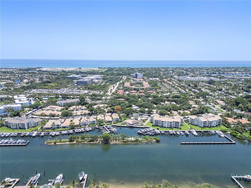 522 Oak Harbour Dr #522 Juno Beach, FL 33408