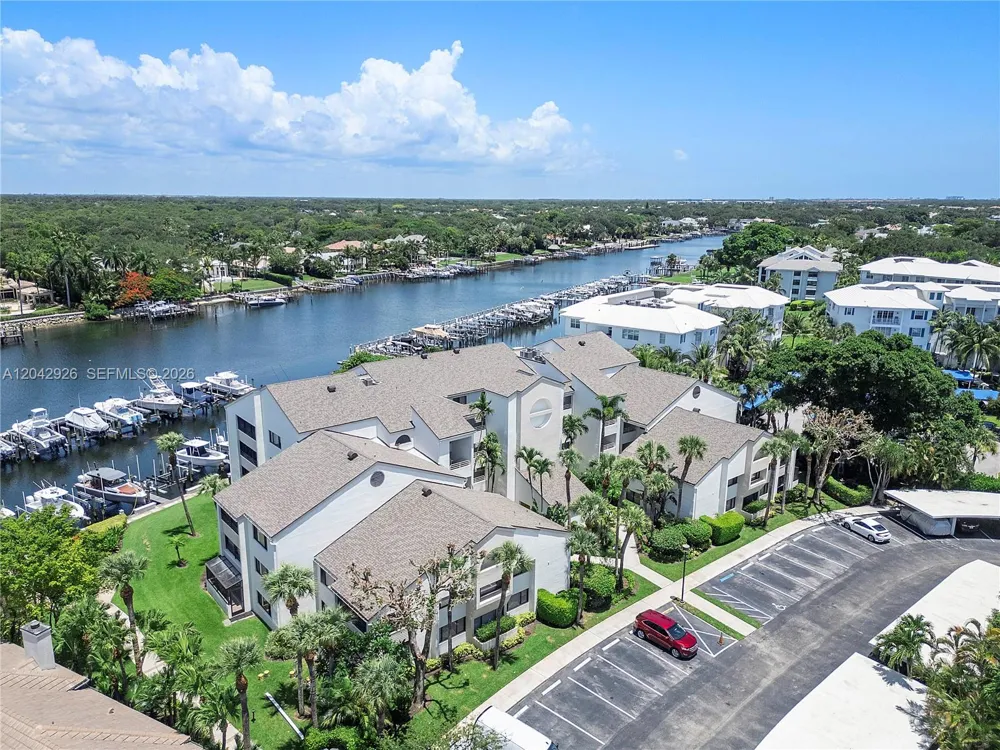522 Oak Harbour Dr #522 Juno Beach, FL 33408