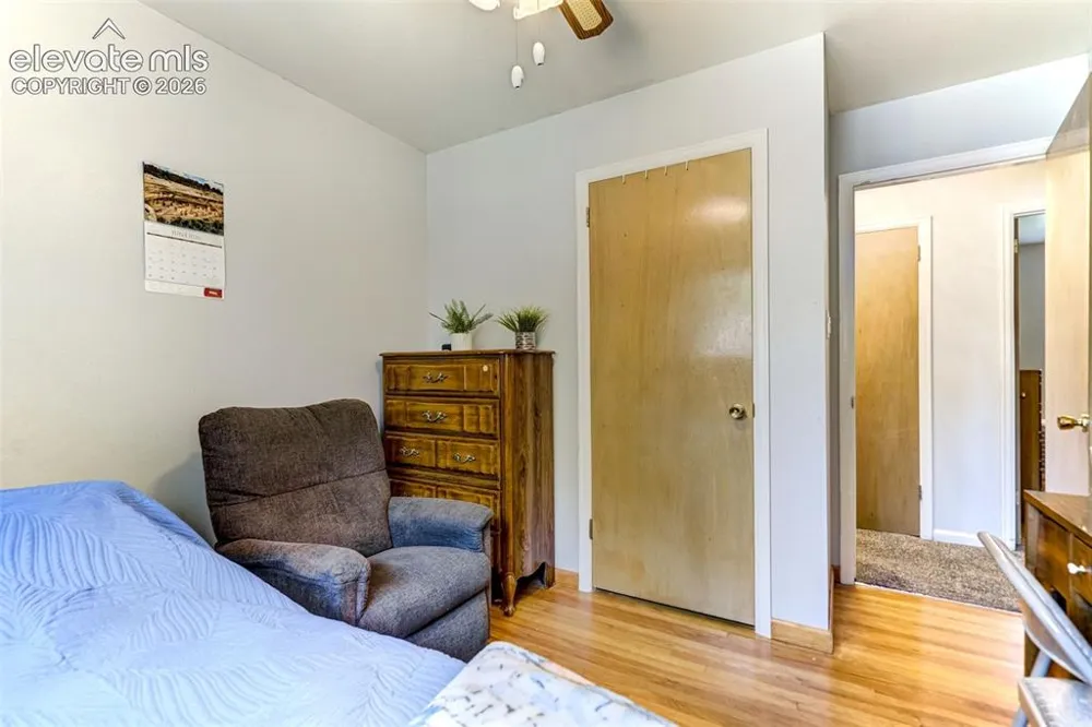 1215 Fosdick Drive Colorado Springs, CO 80909