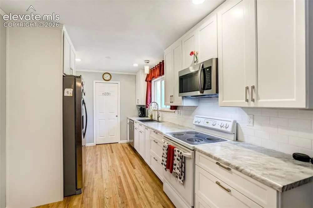 1215 Fosdick Drive Colorado Springs, CO 80909