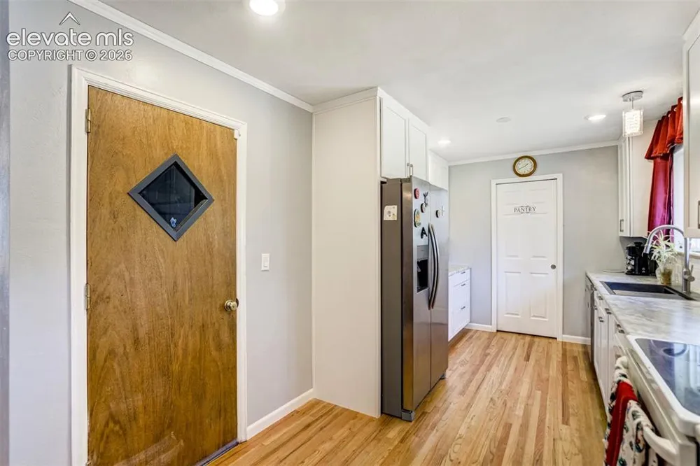 1215 Fosdick Drive Colorado Springs, CO 80909