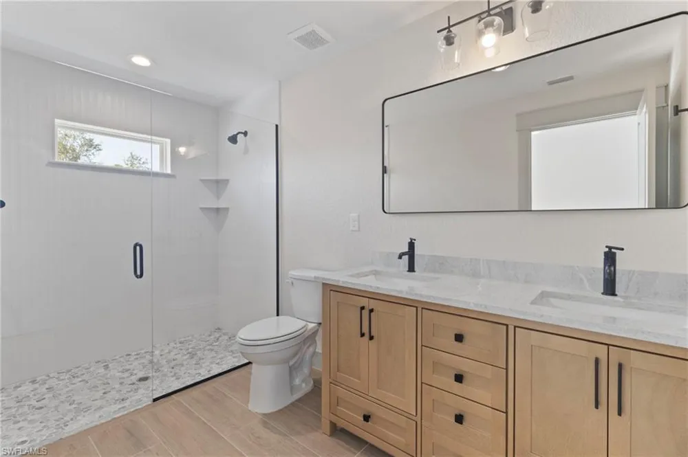 17203 Chase Avenue Port Charlotte, FL 33948