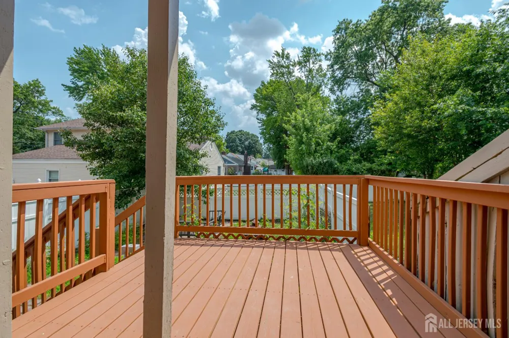 39 Amboy Avenue Metuchen, NJ 08840