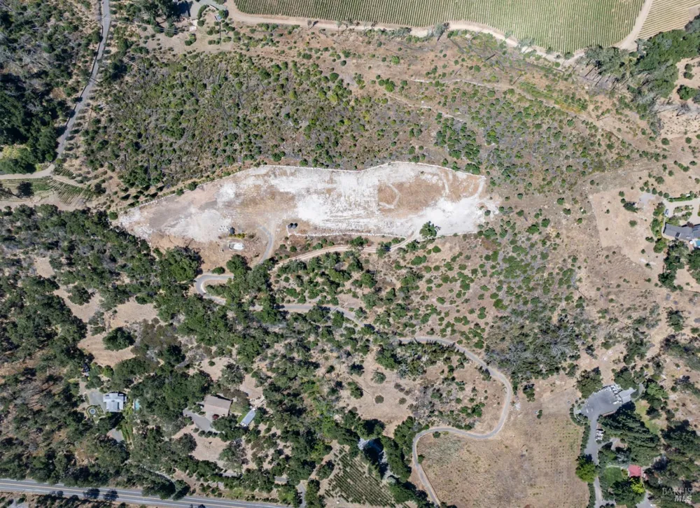 3560 Silverado Trail St. Helena, CA 94574