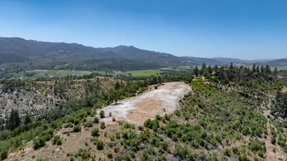 3560 Silverado Trail St. Helena, CA 94574