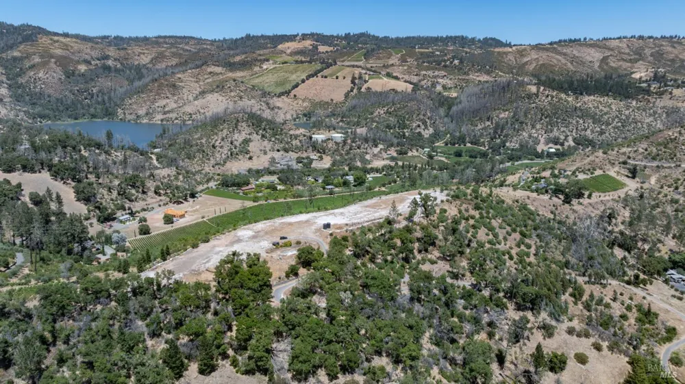 3560 Silverado Trail St. Helena, CA 94574