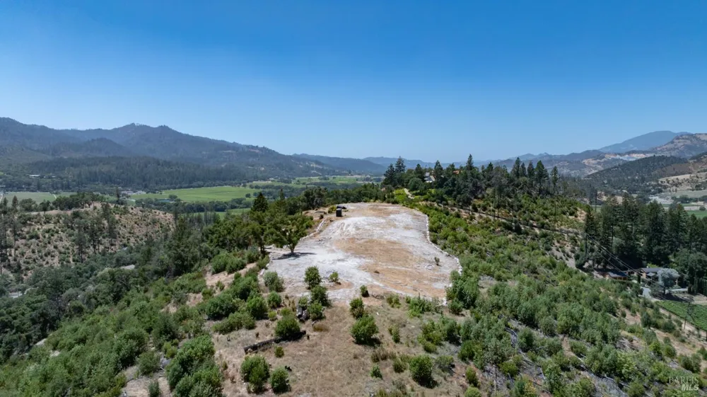 3560 Silverado Trail St. Helena, CA 94574