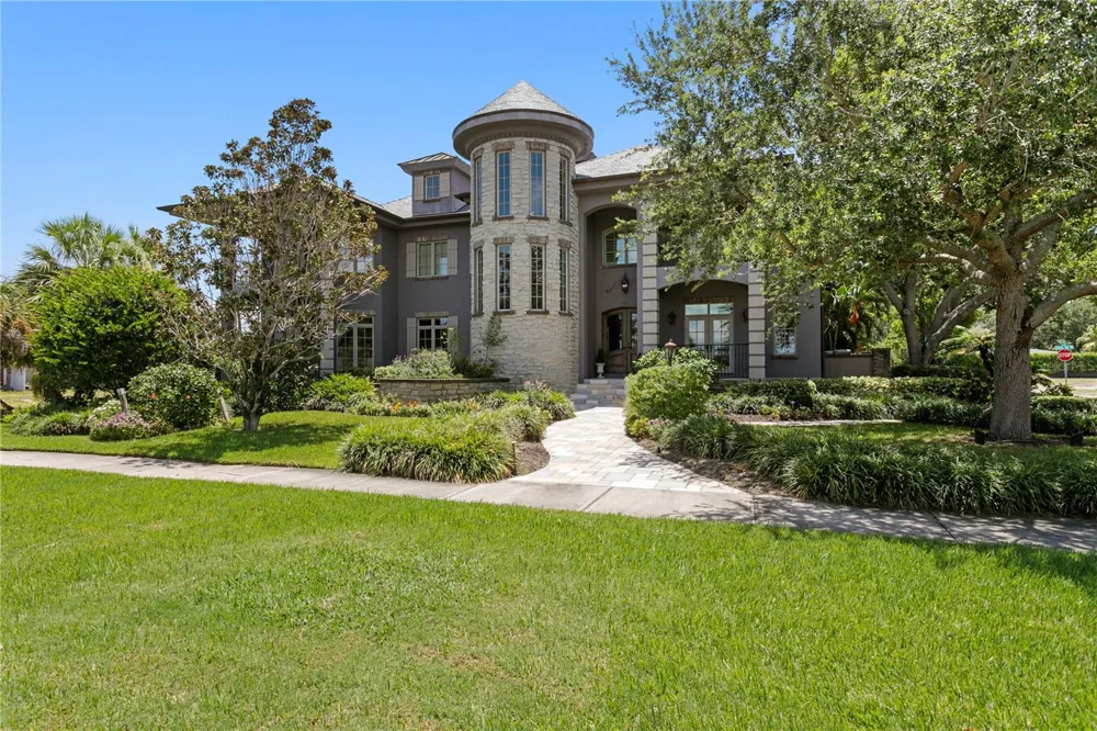 401 SNELL ISLE BOULEVARD NE St Petersburg, FL 33704