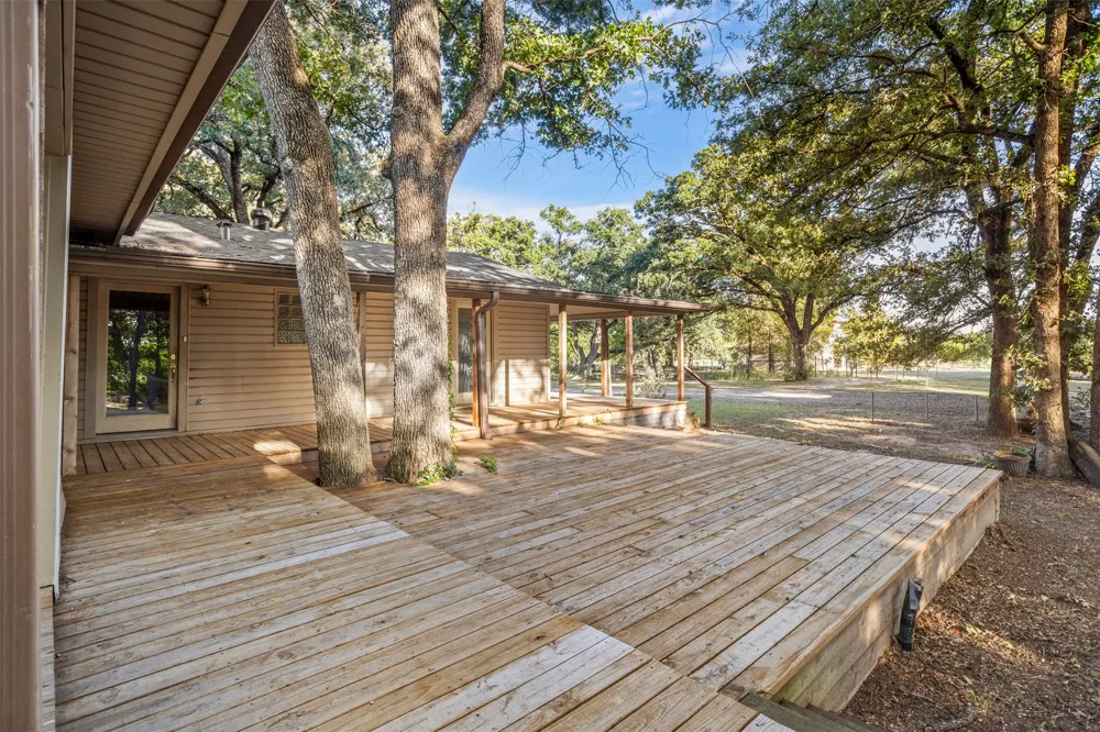 8412 County Road 4084 Scurry, TX 75158