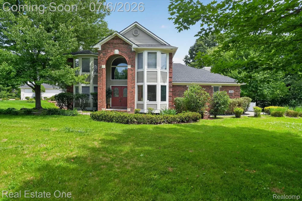 9610 Forest Ridge Drive Clarkston City, MI 48348