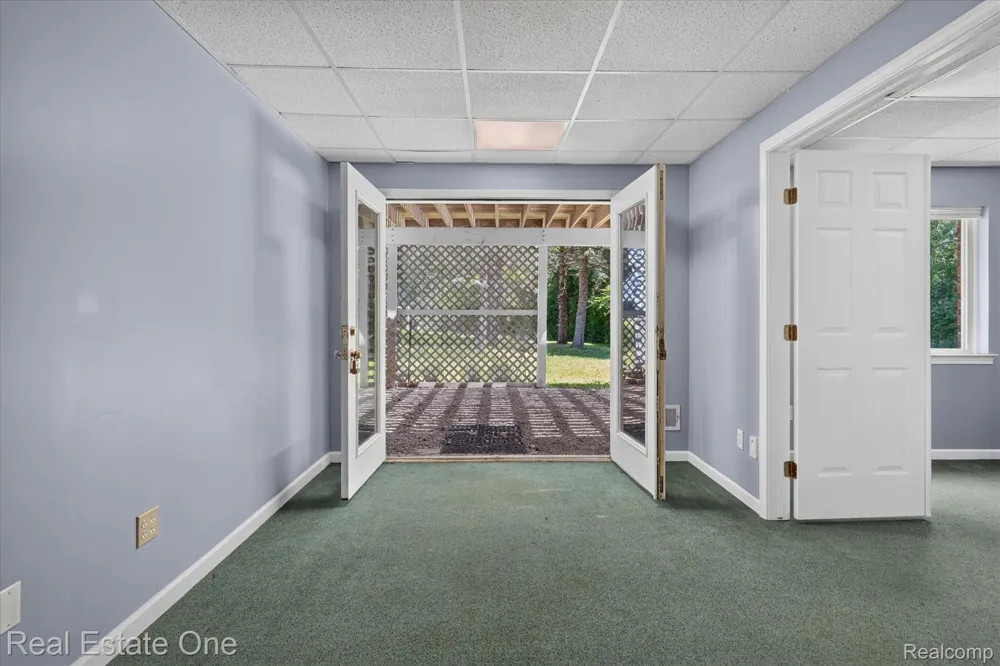 9610 Forest Ridge Drive Clarkston City, MI 48348