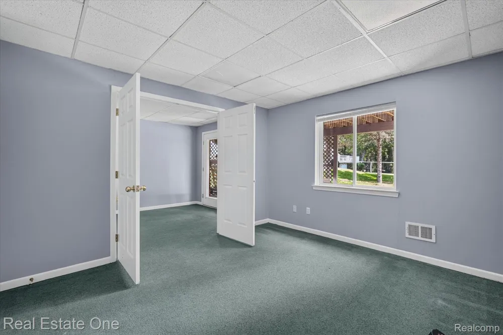 9610 Forest Ridge Drive Clarkston City, MI 48348