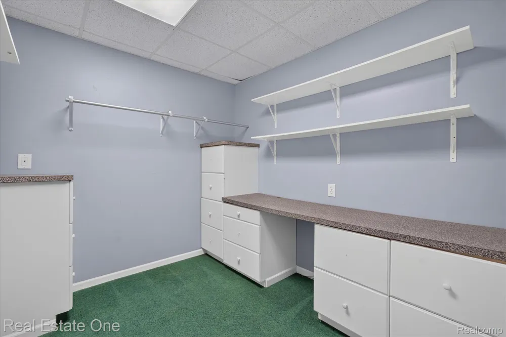 9610 Forest Ridge Drive Clarkston City, MI 48348