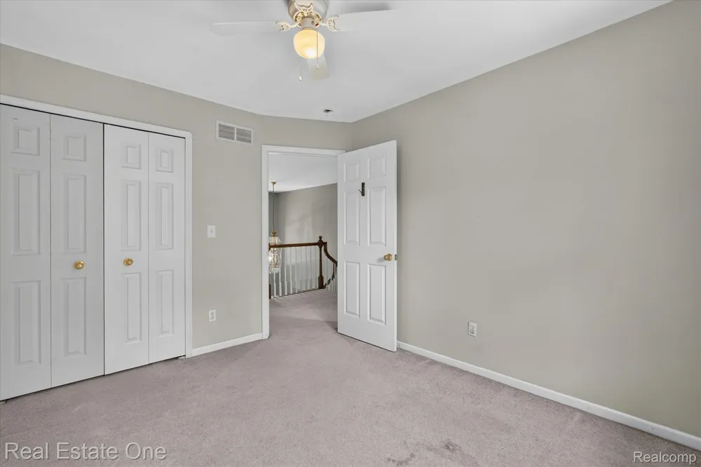 9610 Forest Ridge Drive Clarkston City, MI 48348