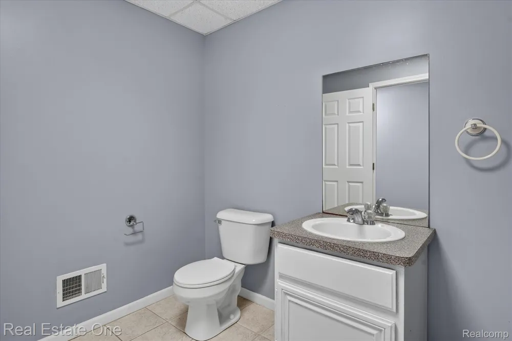 9610 Forest Ridge Drive Clarkston City, MI 48348