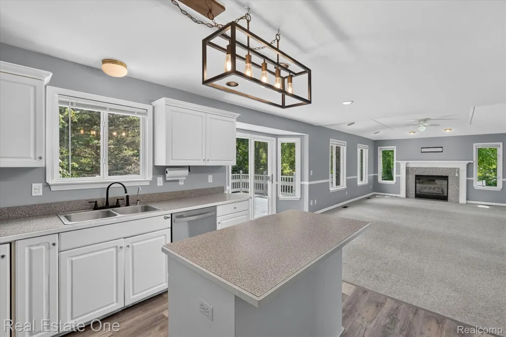 9610 Forest Ridge Drive Clarkston City, MI 48348