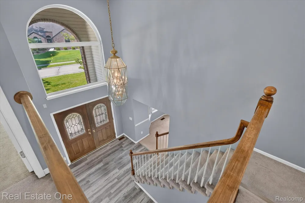 9610 Forest Ridge Drive Clarkston City, MI 48348