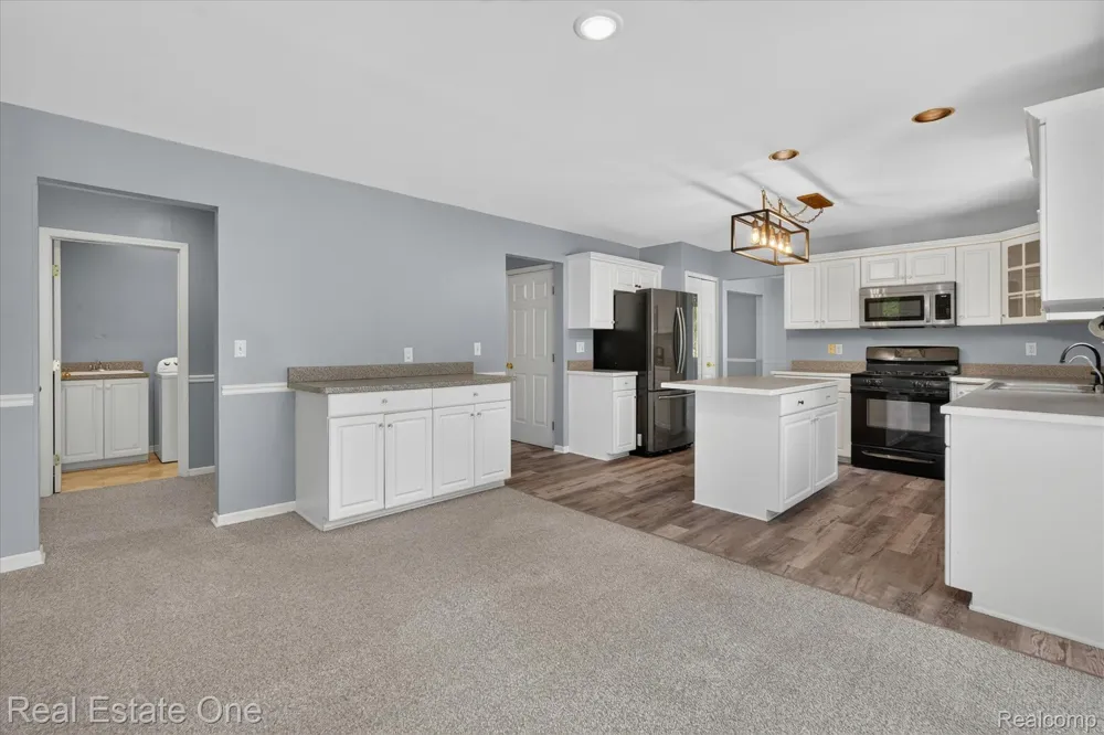 9610 Forest Ridge Drive Clarkston City, MI 48348