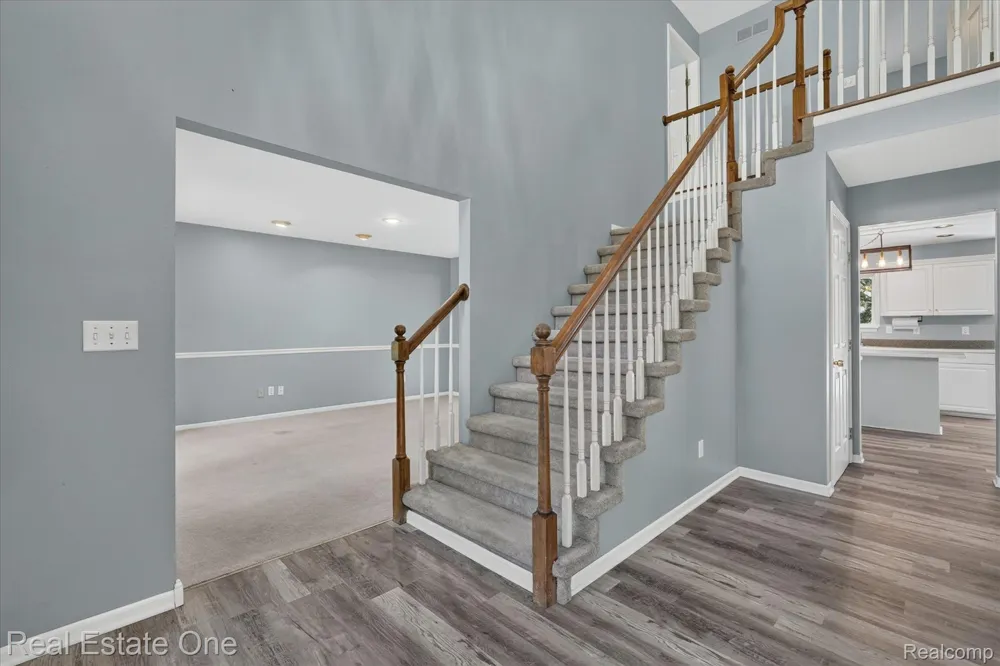 9610 Forest Ridge Drive Clarkston City, MI 48348