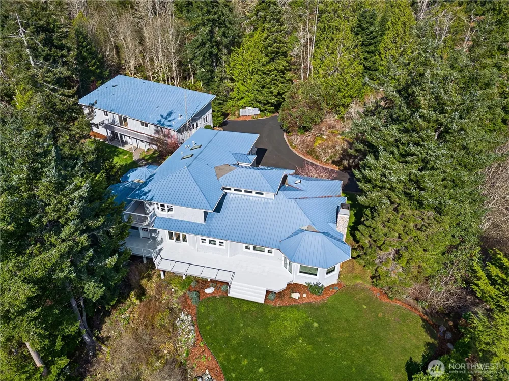 8651 Turners Bay Place Anacortes, WA 98221