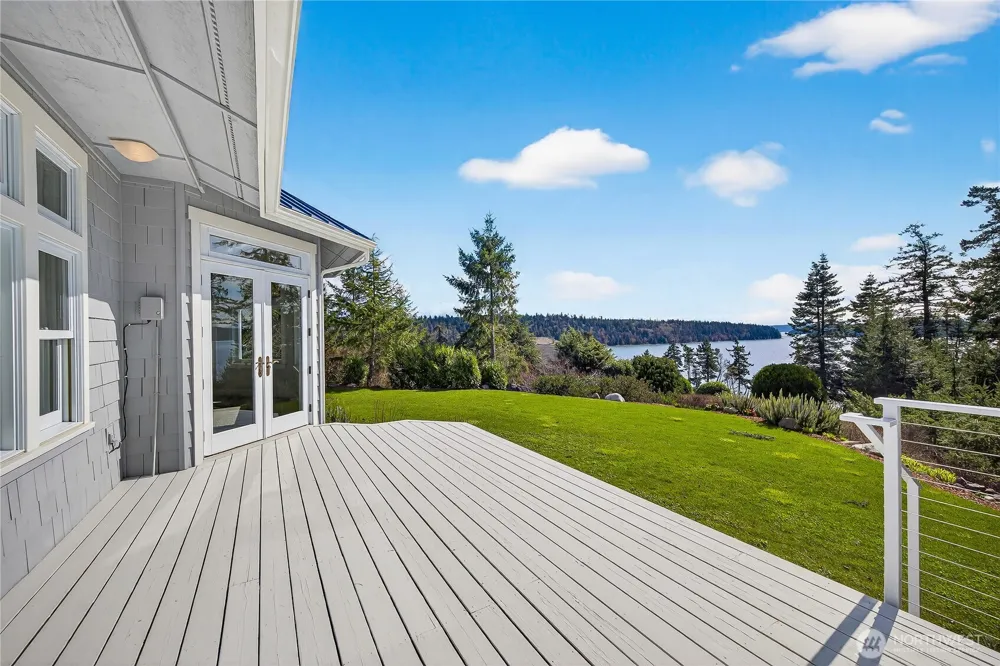 8651 Turners Bay Place Anacortes, WA 98221