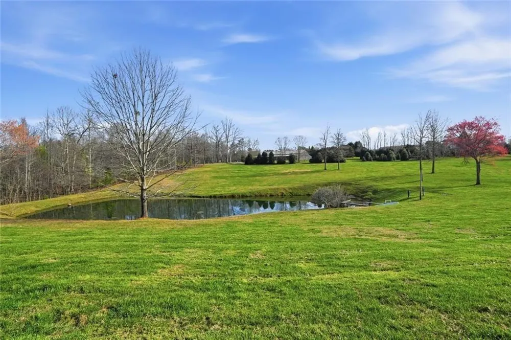 1892 Blacks Mill Road Dawsonville, GA 30534
