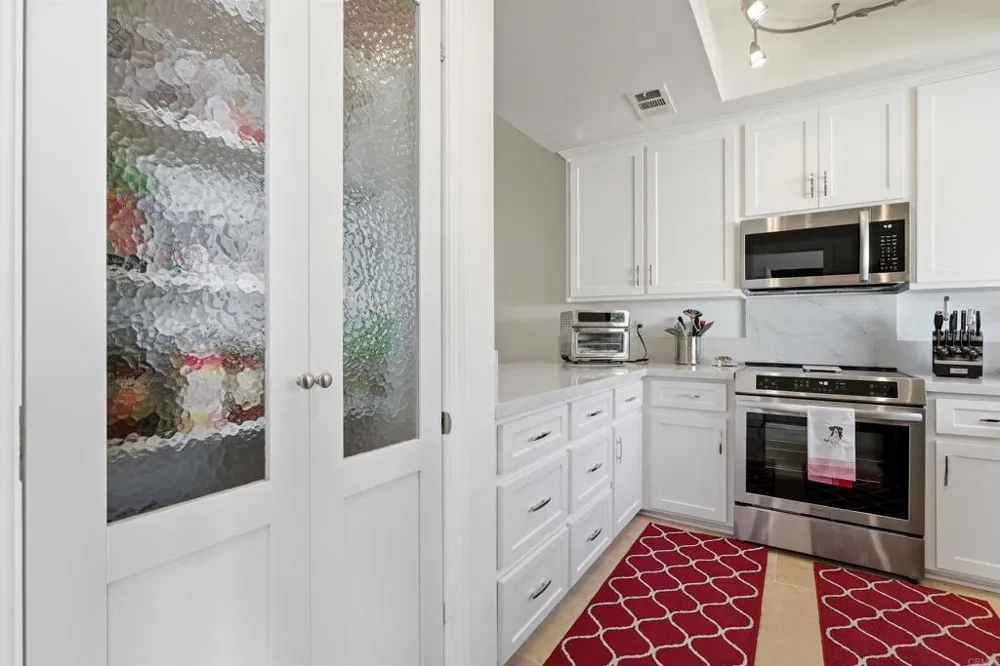 16119 El Tae Pauma Valley, CA 92061