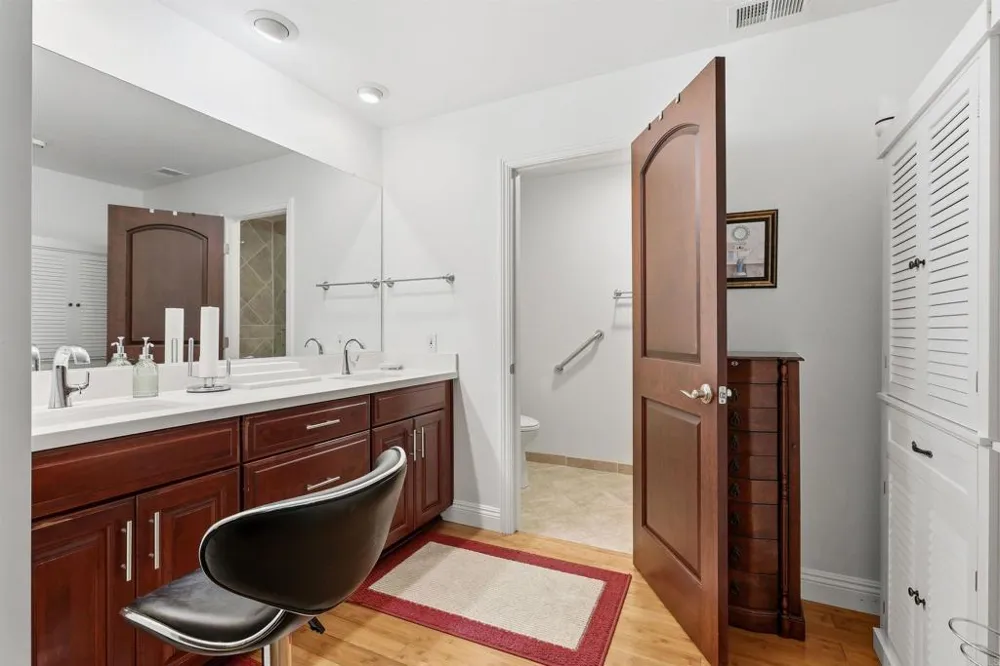 16119 El Tae Pauma Valley, CA 92061
