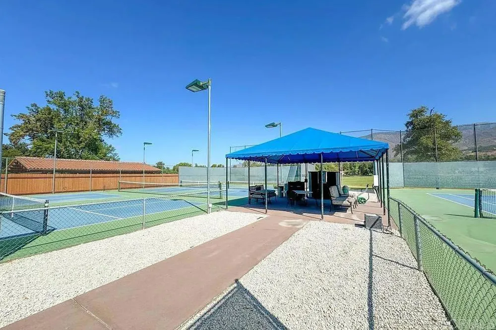 16119 El Tae Pauma Valley, CA 92061