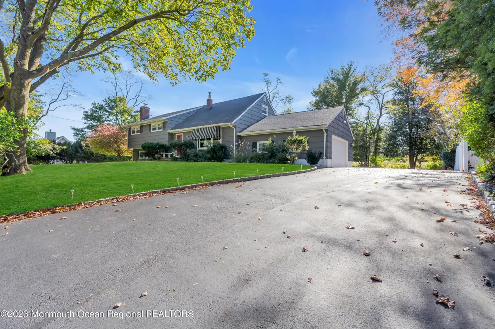1305 Allaire Road Spring Lake, NJ 07762