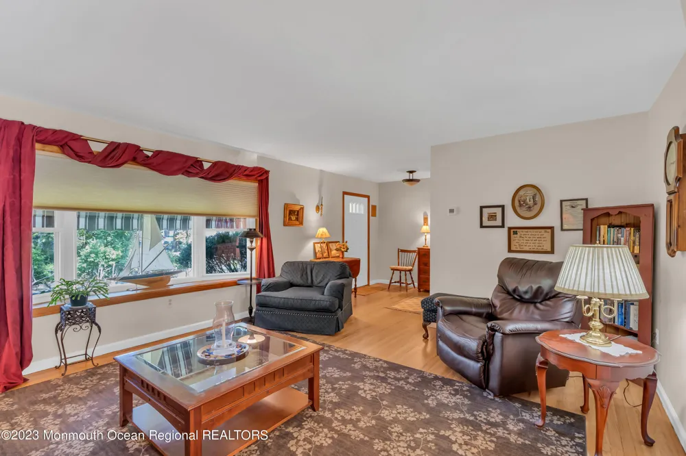 1305 Allaire Road Spring Lake, NJ 07762