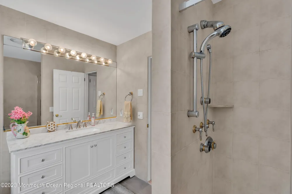 1305 Allaire Road Spring Lake, NJ 07762