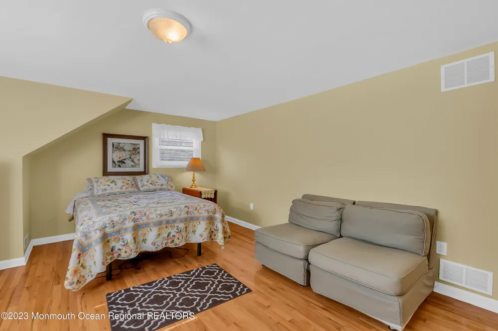 1305 Allaire Road Spring Lake, NJ 07762