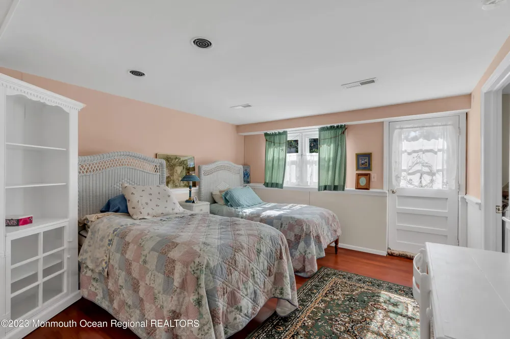 1305 Allaire Road Spring Lake, NJ 07762