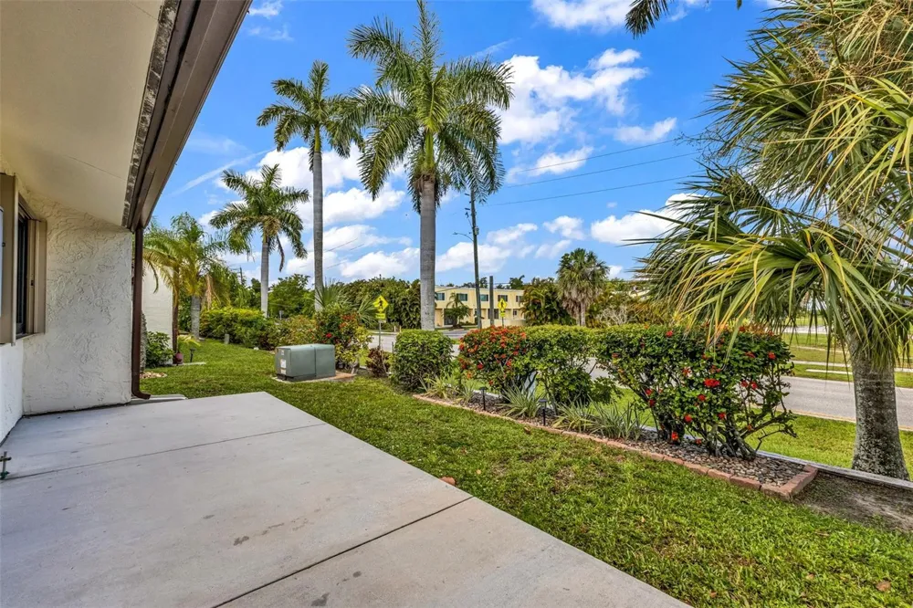 1001 W MARION AVENUE #5 Punta Gorda, FL 33950